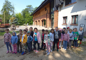 Grupa 3 gotowa do zwiedzania Krainy Dzikiej Kaczki