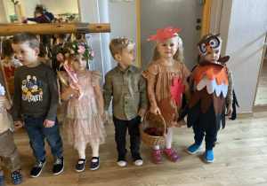 Jestem Jesień z pełnym koszem, z pełnym koszem... Otylia w roli Pani Jesieni