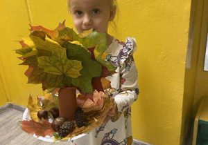 Antosia i jej jesienny klon