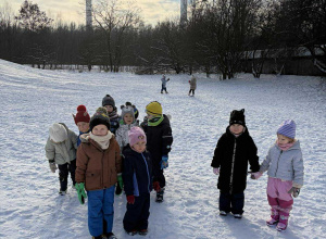 Zimowe zabawy na śniegu
